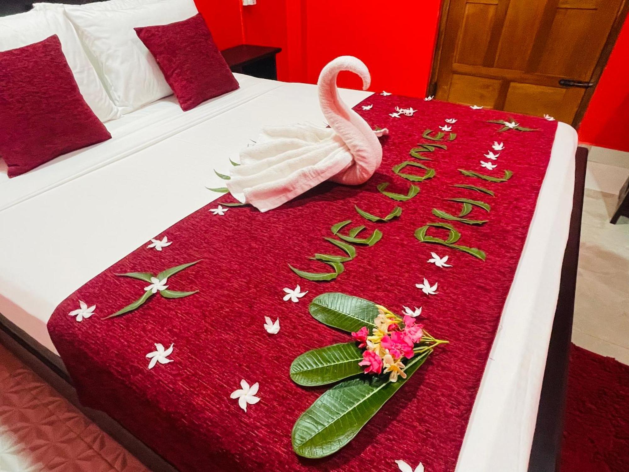 Hema Holiday Villa ตรินโคมาลี ภายนอก รูปภาพ