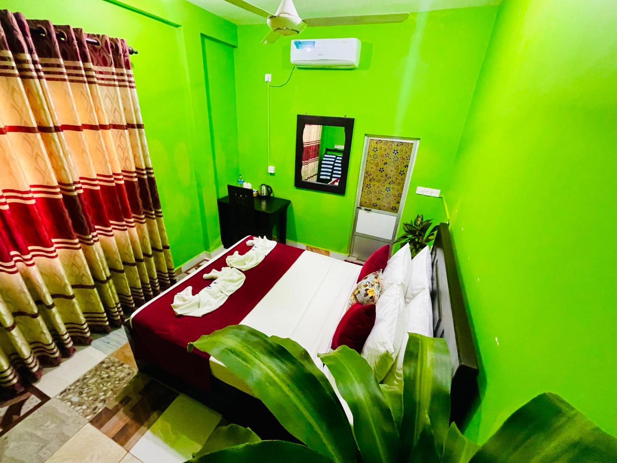 Hema Holiday Villa ตรินโคมาลี ภายนอก รูปภาพ